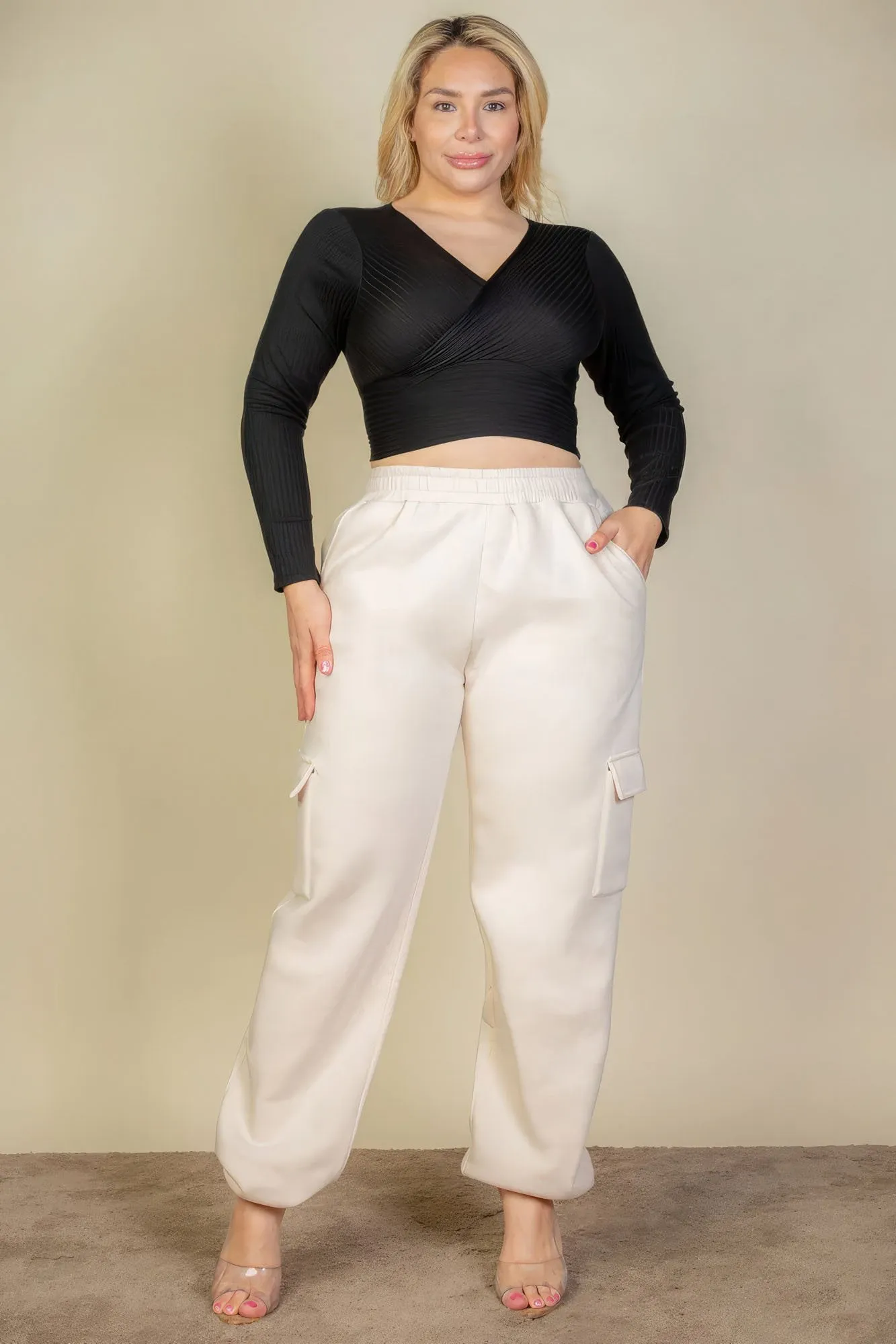 Plus size side pocket drawstring waist sweatpants